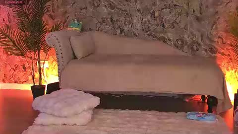 miaaddisonnn online show from June 19, 2:23 pm