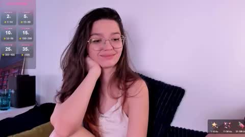 mia online show from February 15, 7:51 am