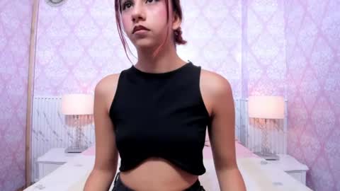 Mia online show from June 12, 2:54 am