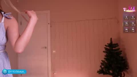 miablueye online show from February 15, 3:22 pm