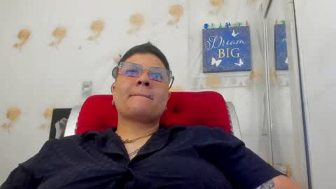   online show from June 28, 10:39 pm