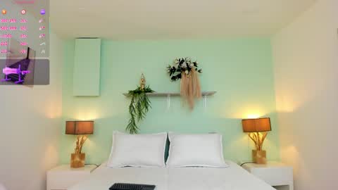 Call me Mia online show from April 15, 9:26 pm