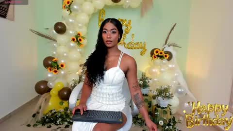 Call me Mia online show from June 5, 9:42 pm