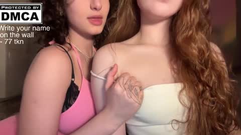 Mia online show from April 13, 11:31 pm