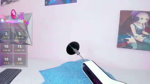 miagold_ online show from May 13, 7:01 pm