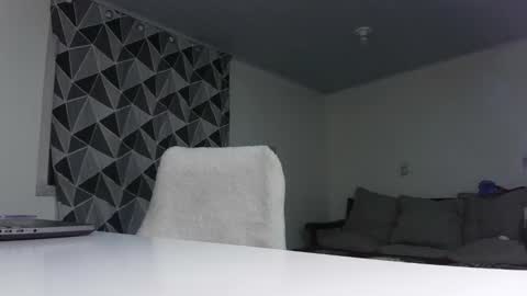 Ms Mia  Owner Of  Your Mind online show from November 5, 6:54 pm