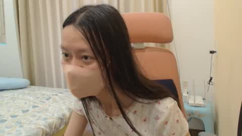 miahchan68 online show from March 21, 8:19 am