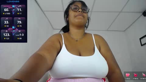 miajoseph_ online show from March 16, 4:37 am
