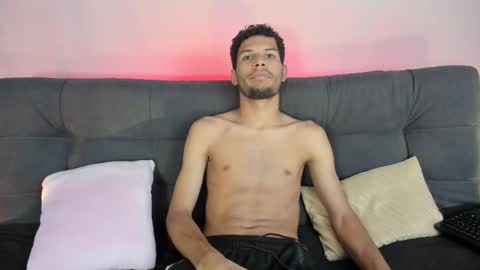 Mia online show from October 11, 7:17 pm