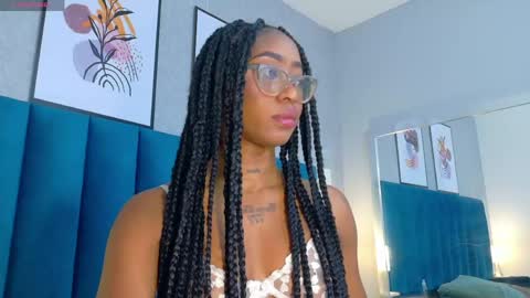 Mia  online show from April 21, 12:34 pm