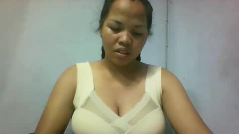 miarii online show from November 11, 6:10 pm