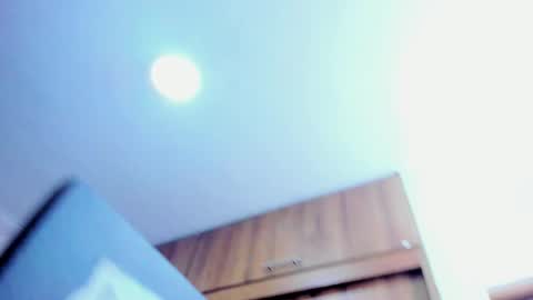 miarivers_1 online show from April 9, 2:23 pm