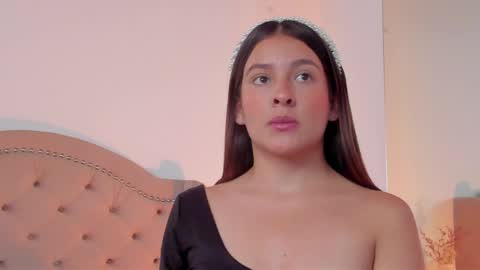 miarizzi online show from April 25, 2:36 pm