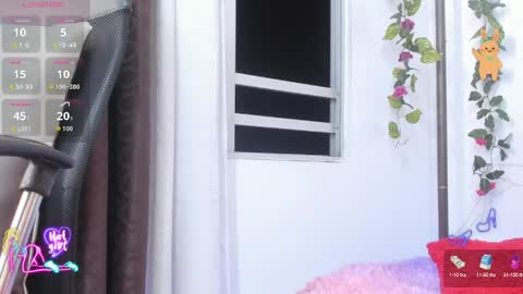 Mia Milf online show from April 8, 12:35 am