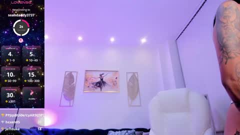 Mia Vegas online show from April 11, 7:45 am