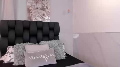 miavelvet1 online show from March 21, 3:34 am