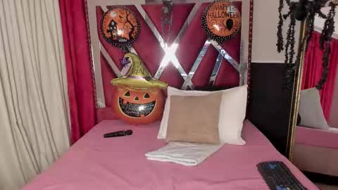 micaelahott_ online show from October 26, 4:57 am