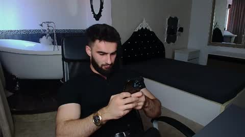 MicahLane online show from May 24, 5:03 am