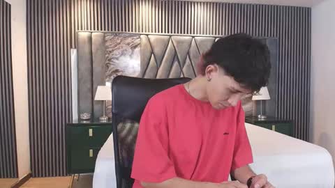 Michael online show from February 5, 8:12 pm