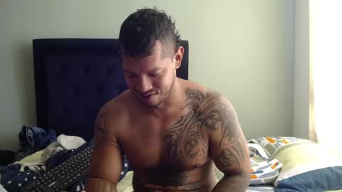 Michael Daviss online show from April 22, 1:40 pm