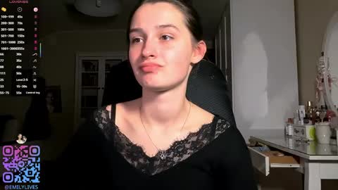 Emily online show from April 19, 6:10 pm