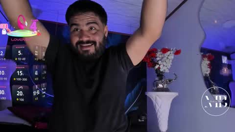 Michael online show from November 11, 3:58 pm