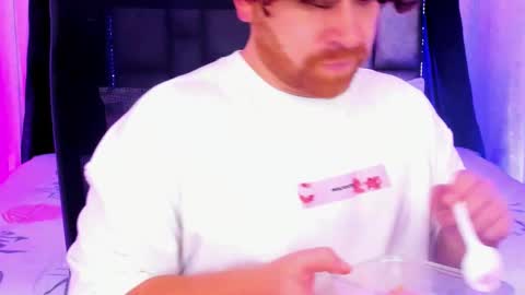 Michael  Contenido explcito online show from March 1, 4:58 am