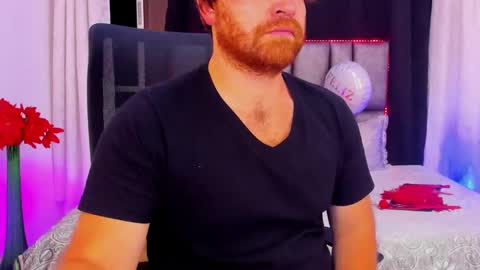 Michael  Contenido explcito online show from February 21, 5:46 am