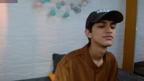 michaelkoiv online show from February 8, 11:46 am