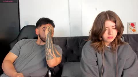 MichelandChris online show from December 18, 12:44 pm