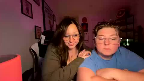 Snapshot of michelebussexx chatting on October 11, 3:44 am michelebussexx online show from October 11, 3:44 am