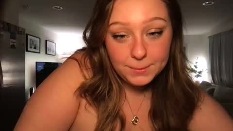 Snapshot of michelebussexx chatting on September 17, 1:53 am michelebussexx online show from September 17, 1:53 am