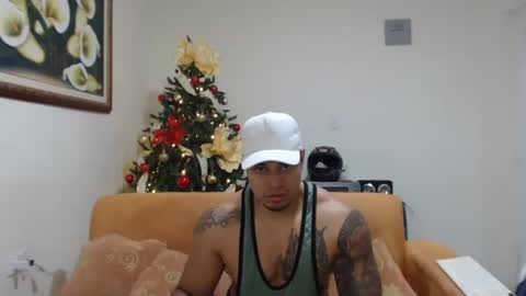 michelle_allen0104 online show from December 5, 9:00 am