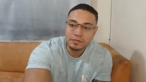 michelle_allen0104 online show from December 24, 10:44 am