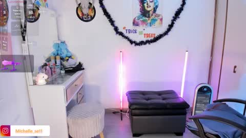 Snapshot of michelle_se chatting on October 5, 1:25 am Michelle online show from October 5, 1:25 am