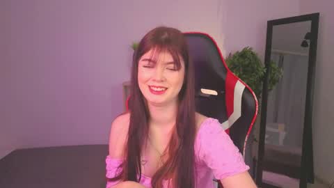 Michelle online show from June 1, 9:49 pm