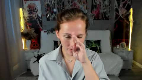 MichelleOrtis online show from October 25, 9:08 am