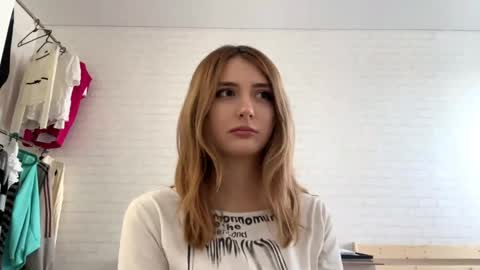 Jenny online show from April 10, 12:32 pm