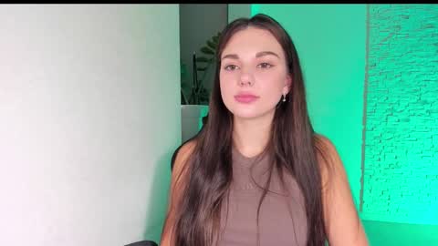 Snapshot of michelliibeautiful chatting on September 28, 4:16 pm Michellee online show from September 28, 4:16 pm