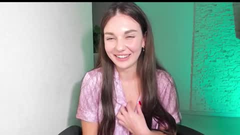 Snapshot of michelliibeautiful chatting on October 17, 7:29 pm Michellee online show from October 17, 7:29 pm