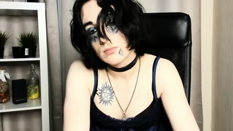 Micke online show from June 3, 9:56 am