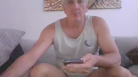 middo73 online show from May 22, 6:25 pm