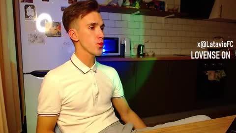 Snapshot of midnighter__ chatting on September 18, 1:53 am Alexey or just Alex online show from September 18, 1:53 am