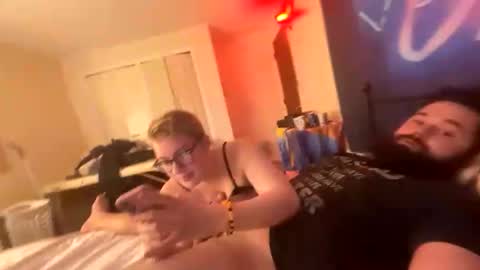 midnightmochi2 online show from April 16, 2:33 am