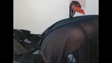 midnightsinx online show from March 8, 2:15 am