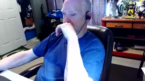 midwestdad09 online show from April 16, 8:09 pm