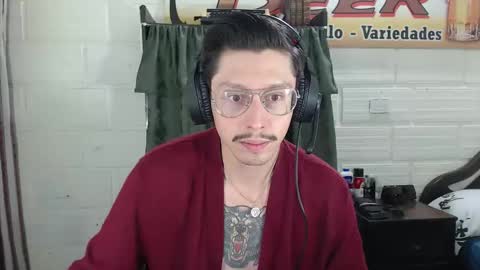 Miguel  Independent Model  online show from April 28, 11:58 am
