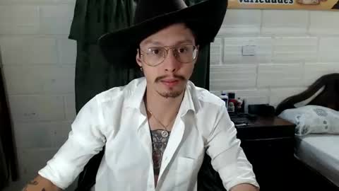 Miguel  Independent Model  online show from June 13, 11:09 am