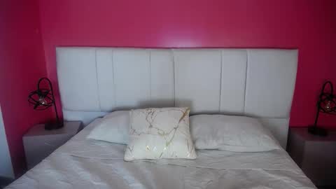 Snapshot of miia_colliins__ chatting on September 20, 3:26 pm Miia colliins   online show from September 20, 3:26 pm