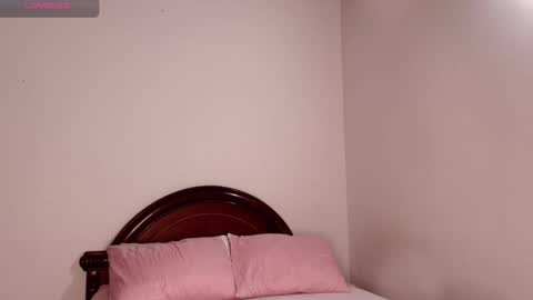 miia_monroy online show from March 4, 10:07 pm